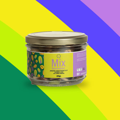 Pistachio, almond, walnut, and sultana wellness mix - 200g